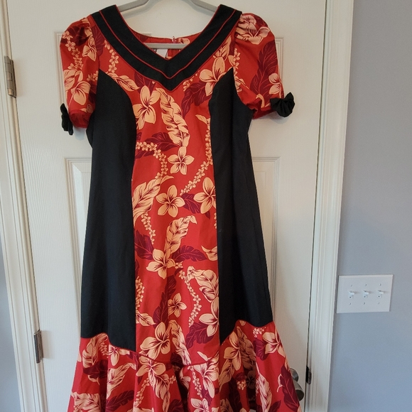 Vintage RM Mu’umu’u Dress - Picture 2 of 6